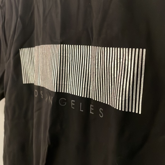 Guess Men’s Super Slim Fit Barcode Mystery Logo Tee Size Small - Picture 6 of 16